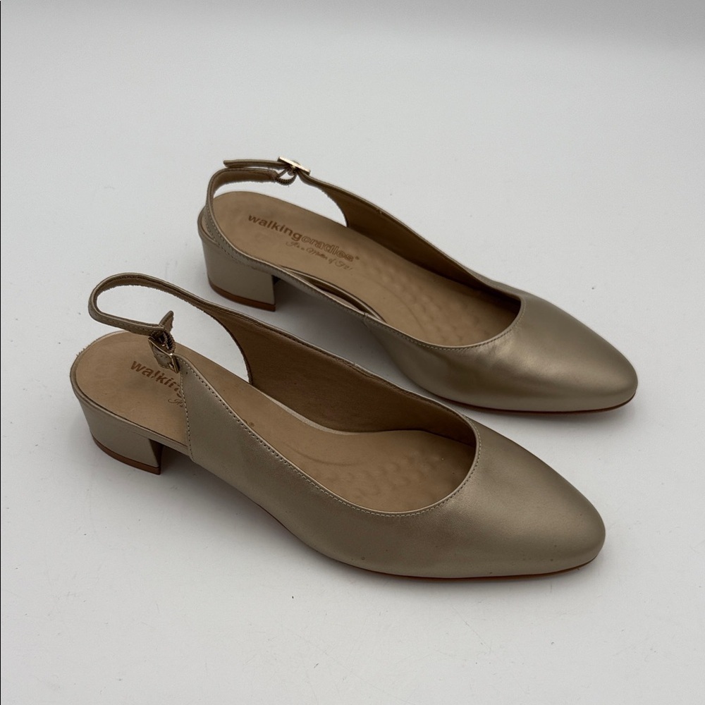 Walking Cradles Women Beige Slingback Heels women 9W leather casual office retro